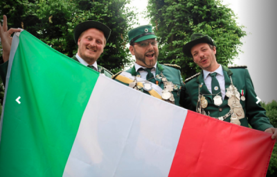 Dolce Vita unterm Kugelfang