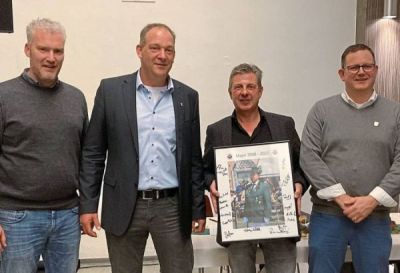 Klaus Fürstenberg jetzt Ehrenmajor